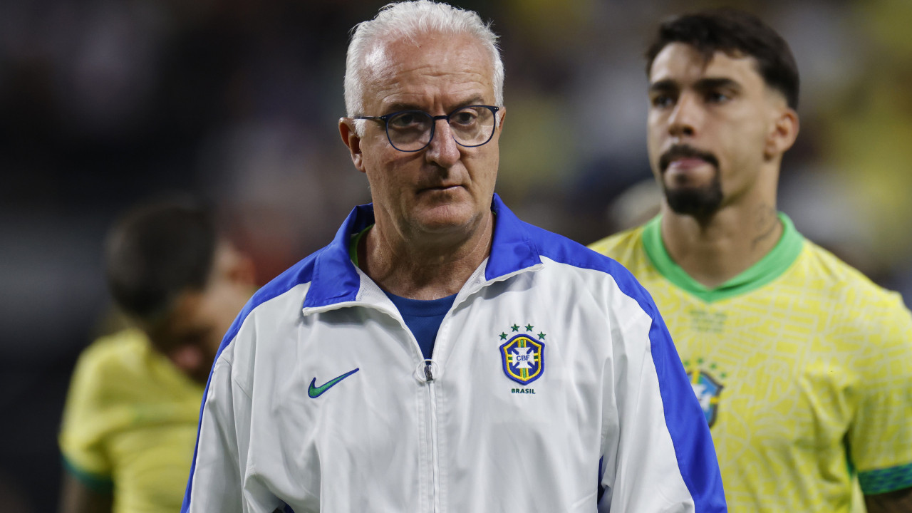 Dorival pede cautela à seleção para jogo contra a Venezuela: 'Compromisso difícil'